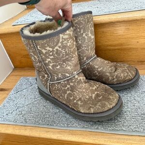 Uggs- Paisley Print